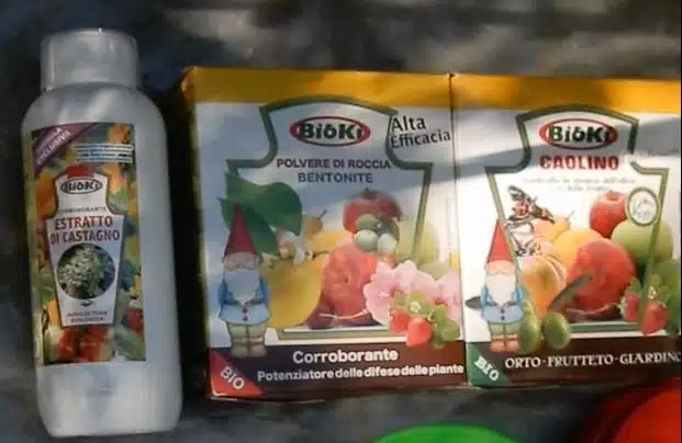 Oidio, peronospora e cimici - tannino castagno-bentonice-caolino-bioki
