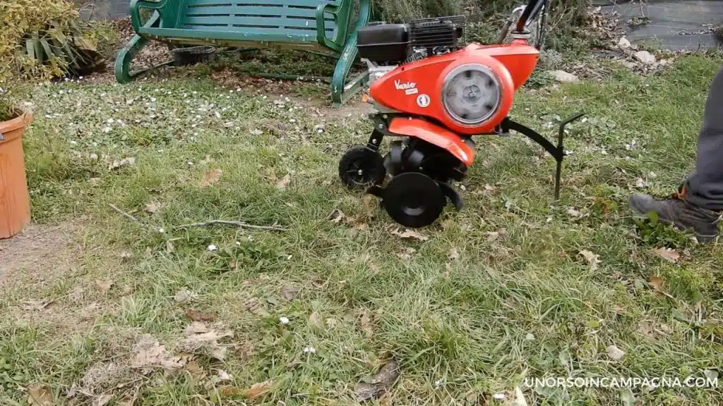 Motozappa a scoppio PUBERT VARIO 55 P C3. Test completo! 16 Oblò laterale Motozappa PUBERT VARIO 55 P C3