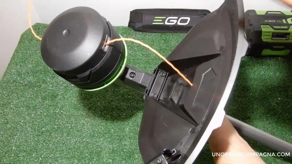 test decespugliatore EGO ST1610E-T-Filo elicoidale da 2,4 mm