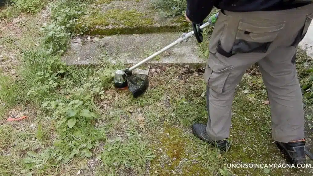 test decespugliatore EGO ST1610E-T 