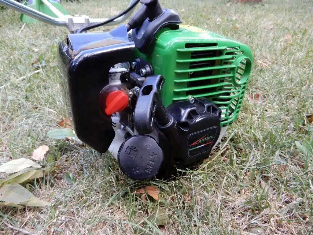 Decespugliatore Active ST25 con tecnologia Strato Charged