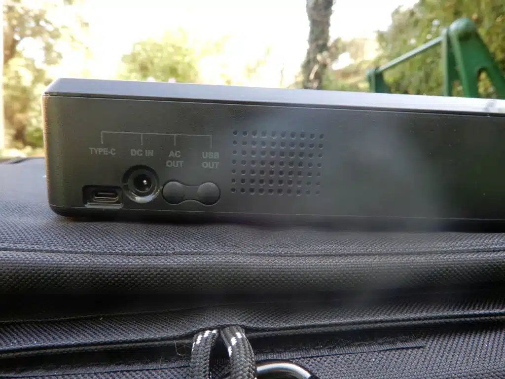 Power Station S200 di AllPowers da 200 Watt! 7 Power Station S200 di AllPowers - pulsanti