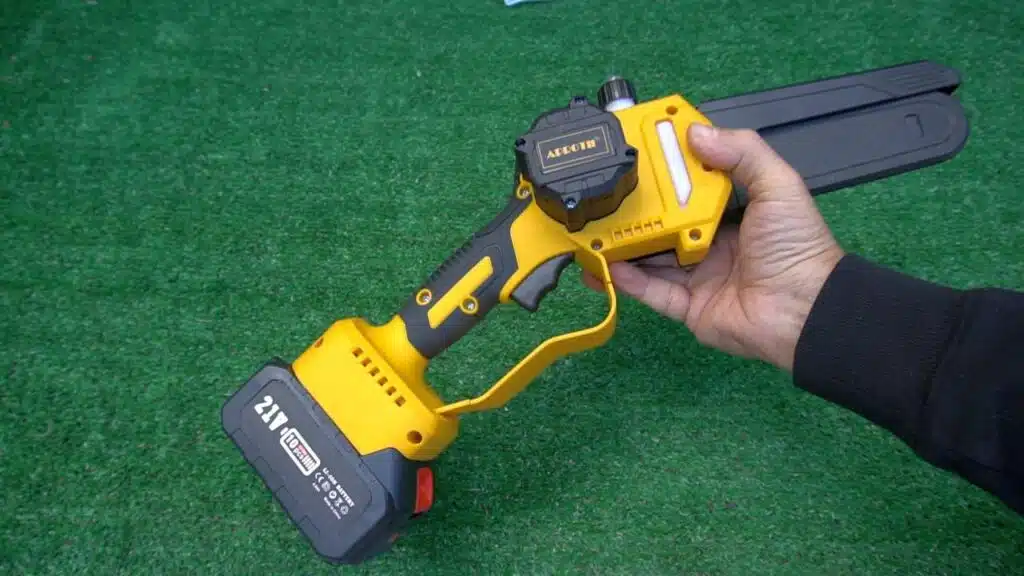 mini motosega a batteria APROTII (catena lubrificata) 