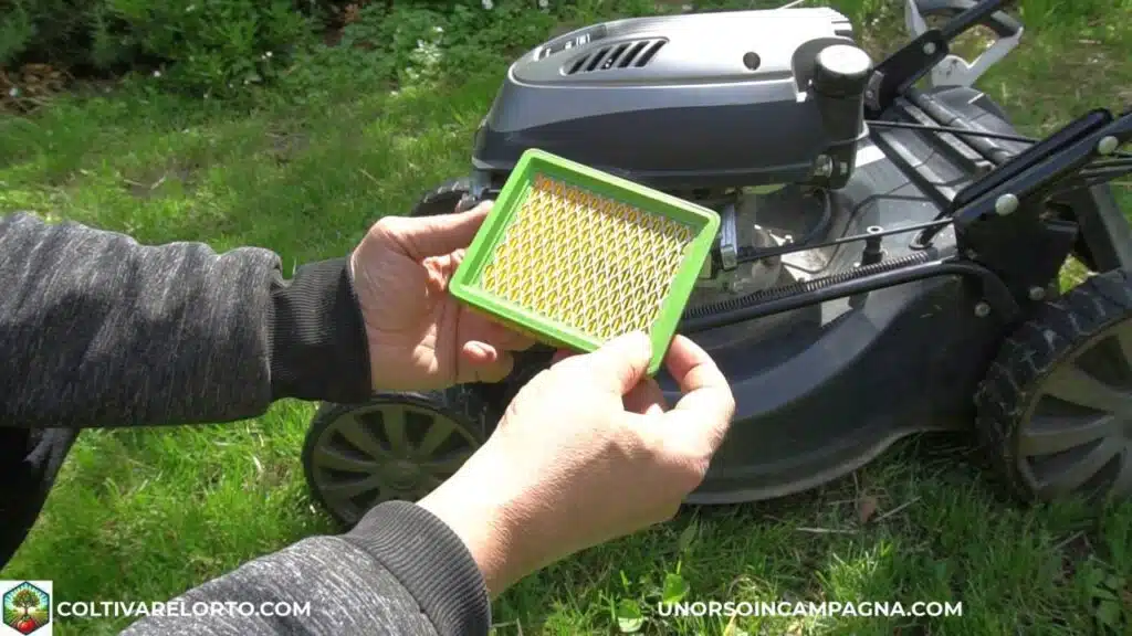 Come fare la manutenzione del rasaerba 2 Come fare la manutenzione del rasaerba
