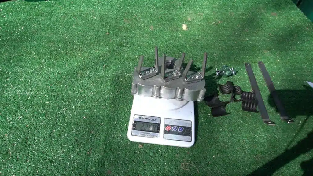 Fresa universale per decespugliatore Samurai 2 Fresa universale per decespugliatore Samurai - erpice rotante - quanto pesa