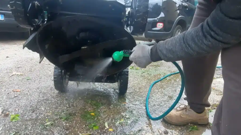 Manutenzione del rasaerba per l'inverno: guida completa! 2 manutenzione del rasaerba per l'inverno